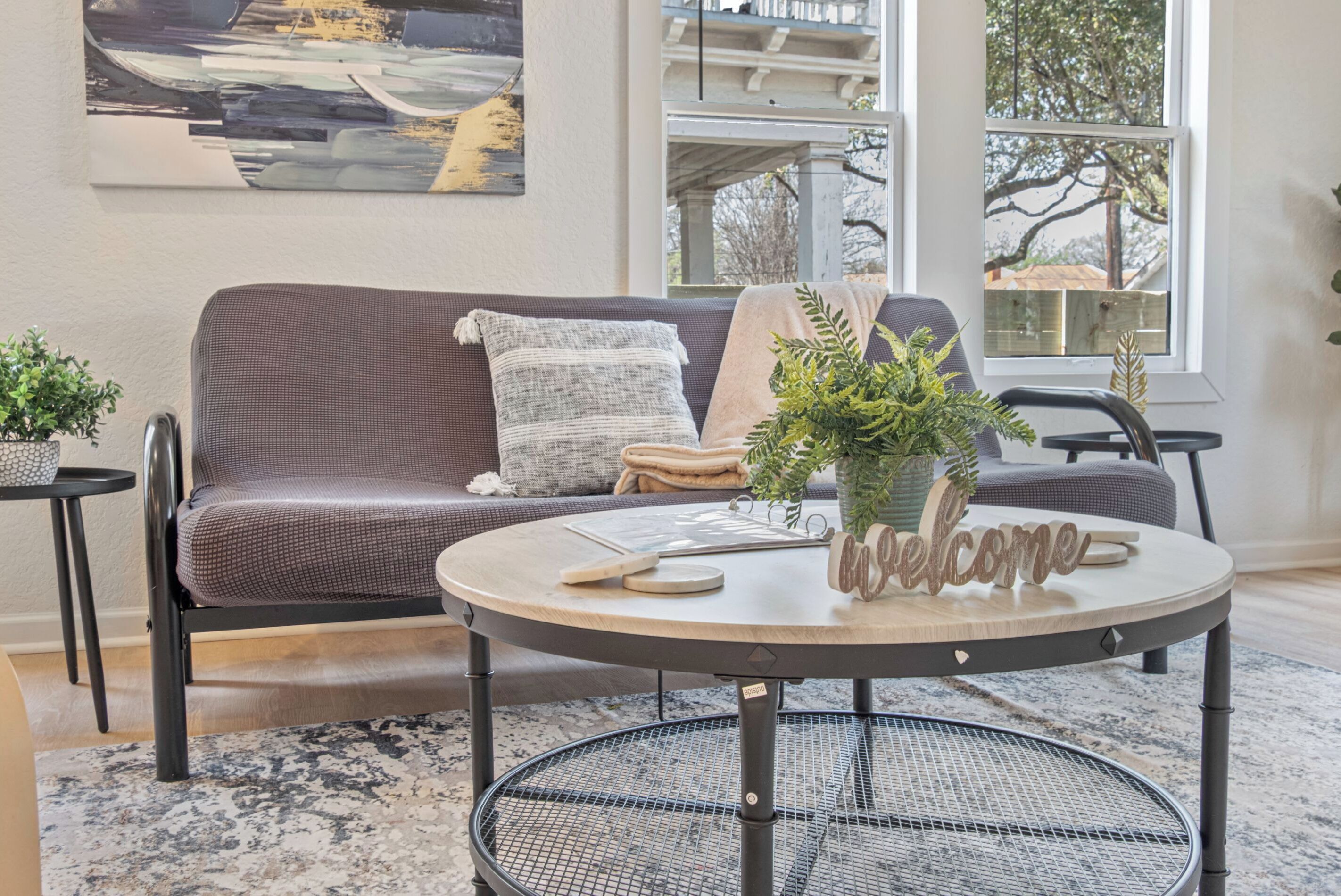 House (4 Bedrooms) | Living area | 50-inch TV with digital channels