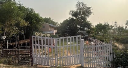 Golok Riverside Retreat