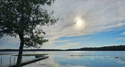 Crow Crest Lodge Resort Studio Cabin Northern Adventure, Stunning Sunsets