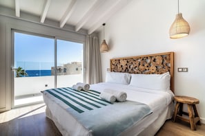 Premium Suite, Sea View | In-room safe, desk, laptop workspace, soundproofing