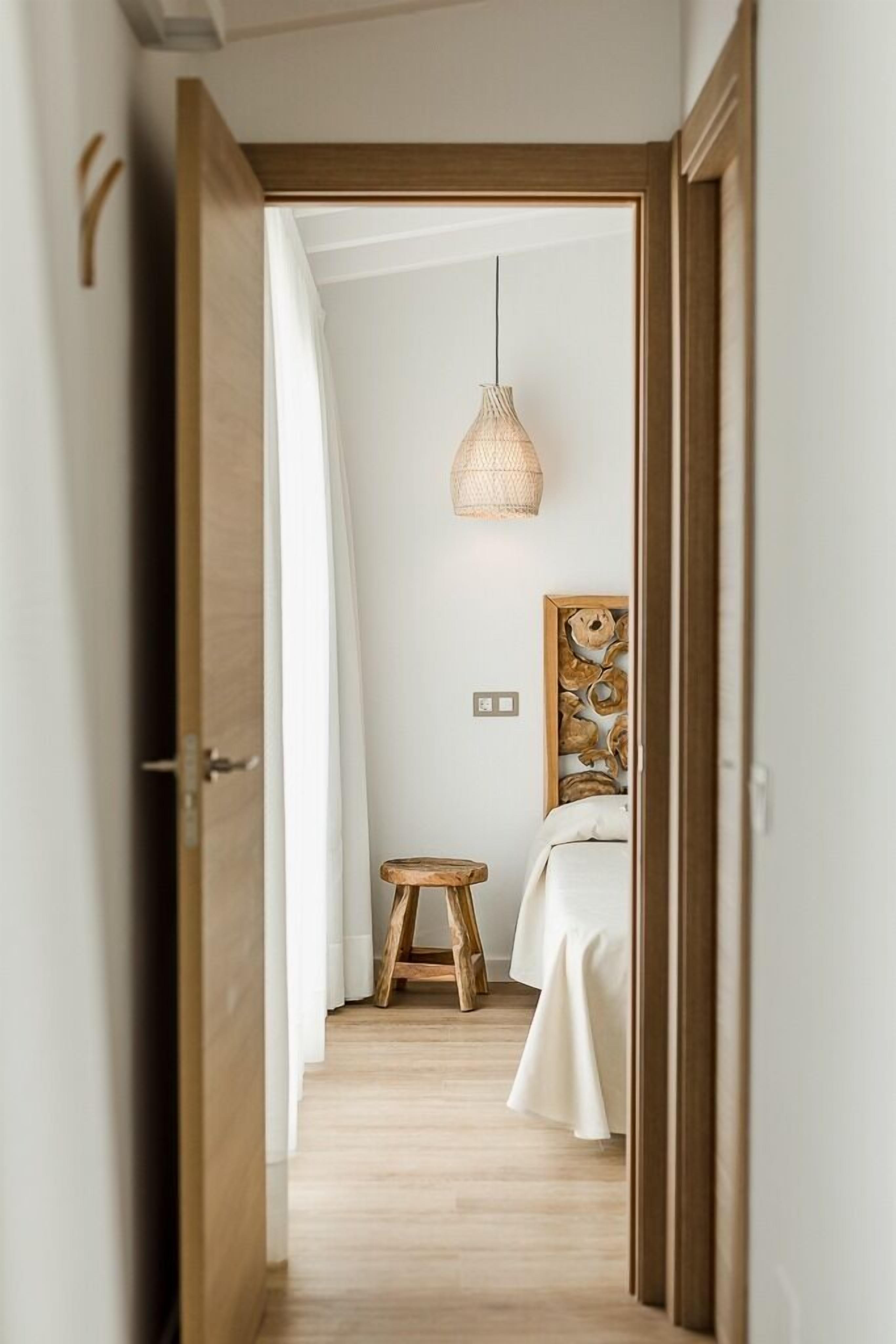 Suite Premium, vistas al mar | Escritorio y espacio para trabajar con un portátil