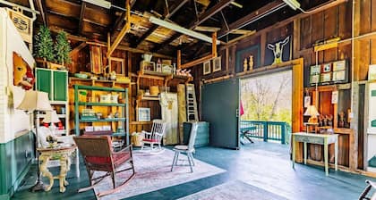 Historic Cottage/Trail Access - 1BS2