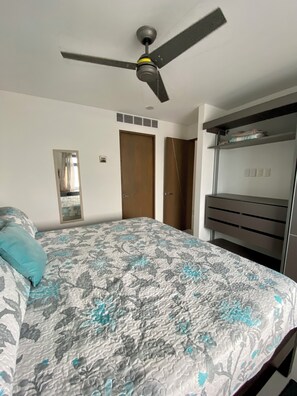 2 bedrooms, iron/ironing board, WiFi, bed sheets - Beautiful 2bd condo with terrace (Playa del Carmen)