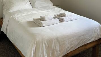 1 chambre, Wi-Fi gratuit, draps fournis