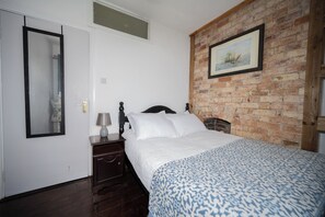 3 habitaciones, tabla de planchar con plancha y wifi gratis 