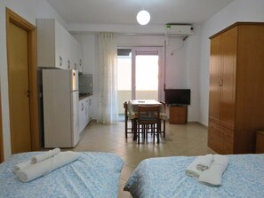 1 bedroom, iron/ironing board, travel crib, WiFi