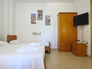 1 bedroom, iron/ironing board, travel crib, WiFi