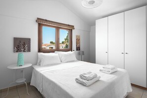 2 habitaciones, tabla de planchar con plancha, wifi y ropa de cama