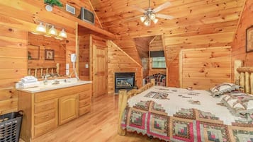Studio | 4 bedrooms