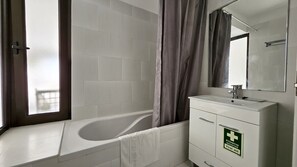 Apartment - Albufeira Blue Wave Retreat 65 (Albufeira)