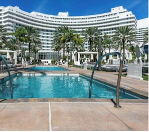 Indoor pool, outdoor pool