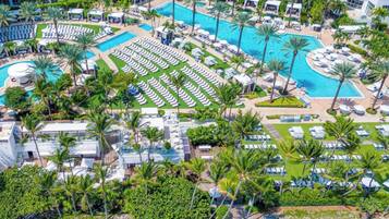 Indoor pool, outdoor pool