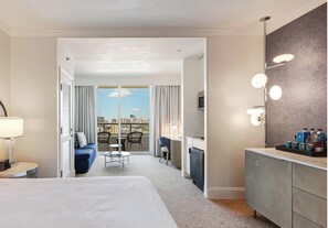 1 bedroom, in-room safe, iron/ironing board, free WiFi - Ocean View Jr. Suite • Mid-Beach Oceanfront Resort • 4401 Collins • Spa Passes (Miami Beach)