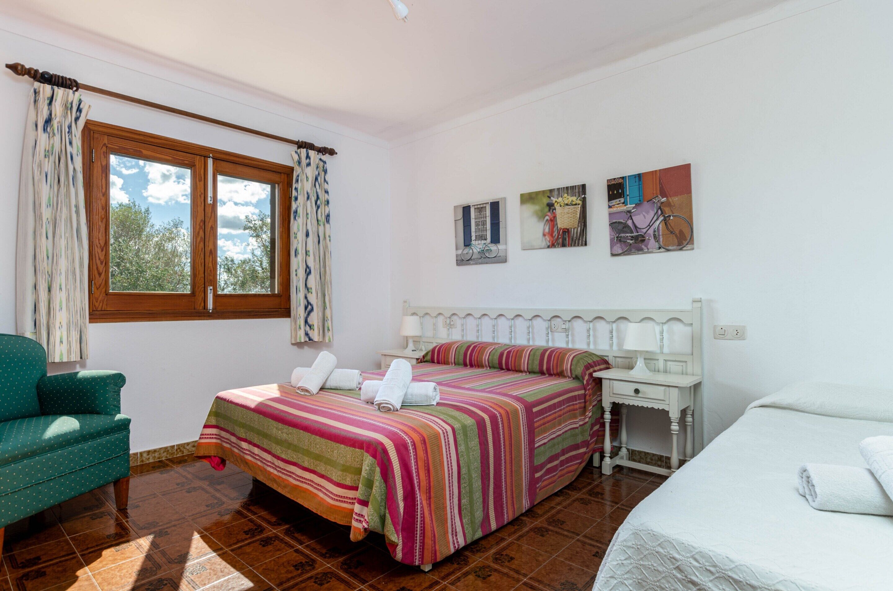 Apartment | 3 bedrooms, iron/ironing board, individually furnished