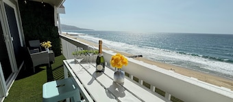 Oceanfront Getaway - Stunning Views