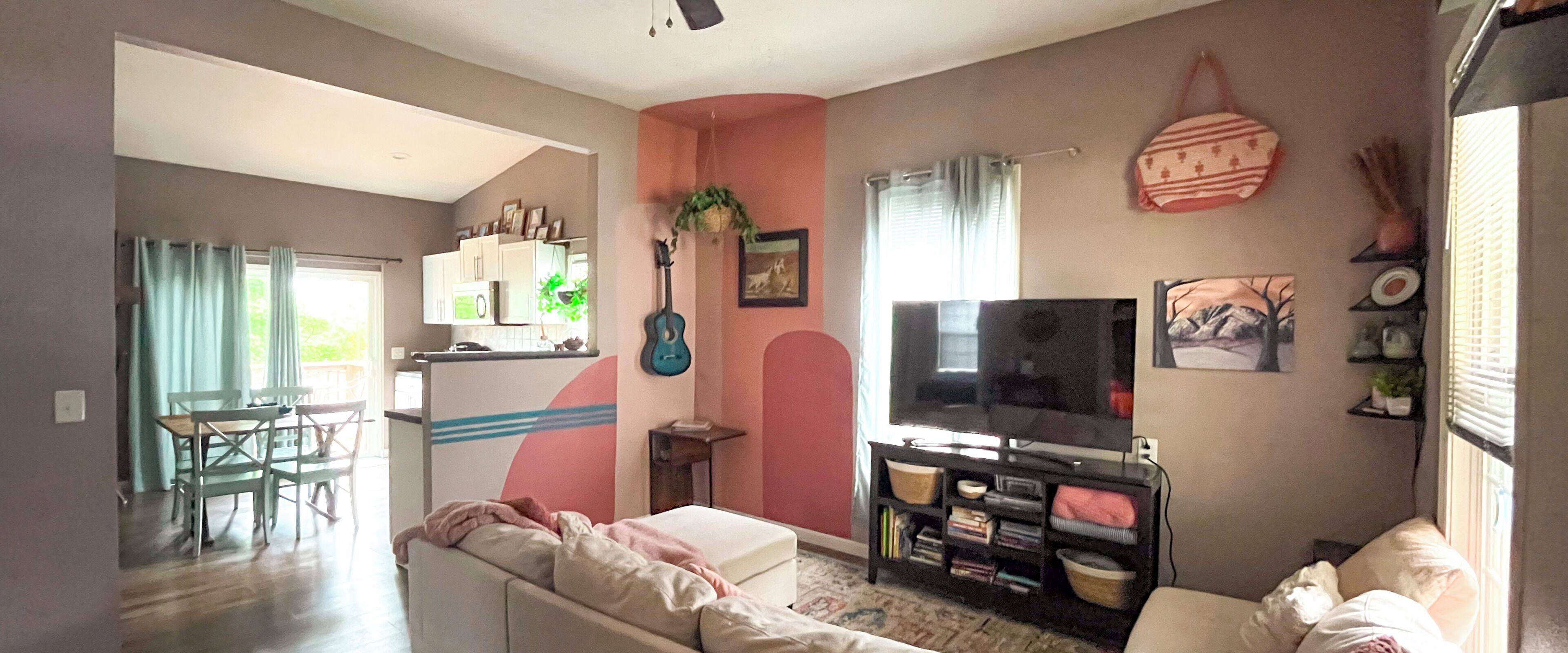 Boho 2 Bed 2 Bath W/ Deck & Fire Pit - 4 Mins To Downtown - Kid & Dog Friendly - Springfield, MO