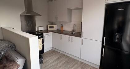 2 Bedroom City Centre Apartment