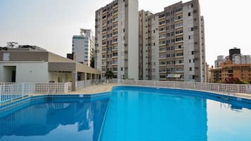 Apartamento | Piscina | 4 piscinas internas