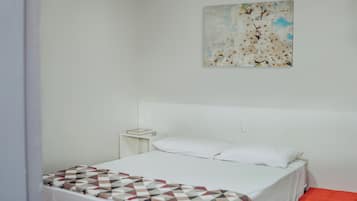 Quarto casal econômico | Wi-Fi de cortesia