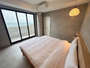 Luxury Double Room, Sea View - SomeWhere Inn (Magong)