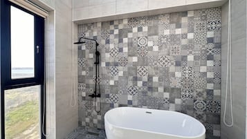 Exclusive Double Room, Ocean View | Bathroom