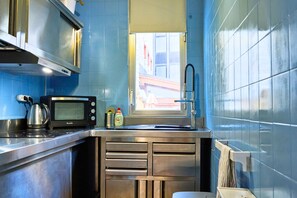 Fridge, microwave, oven, stovetop - š¹ Bohemian Escape: Terrace, Parking by Ski Resort (Ordino)