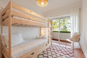 3 Schlafzimmer, Bügeleisen/Bügelbrett, Internetzugang, Bettwäsche