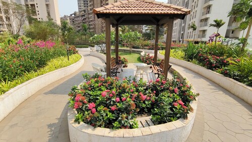 Cozy Fully Furnished 1-bedroom apartment with Kitchen, WiFi in lovely Thane