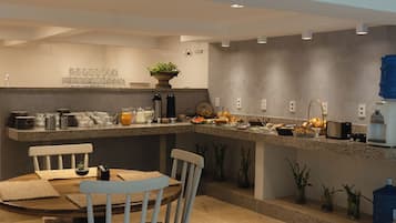 Free daily self-serve breakfast