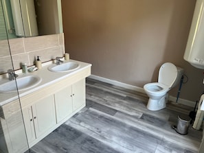 Towels, soap, toilet paper