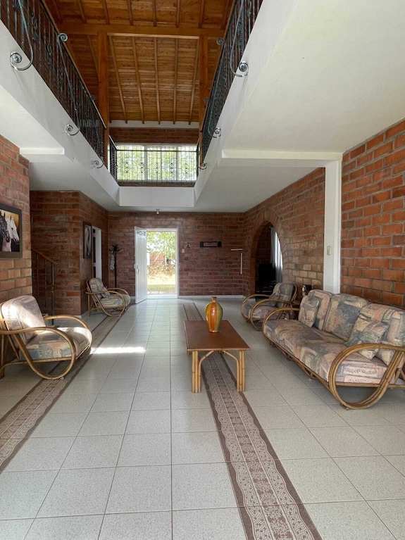 Finca Campestre De 2 Pisos En Guarne - Guarne