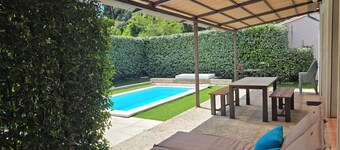 Charming house in Signes - close to the Castellet circuit and amenities