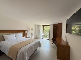 Standard Room, 1 Queen Bed, Balcony | Minibar, in-room safe, desk, free WiFi