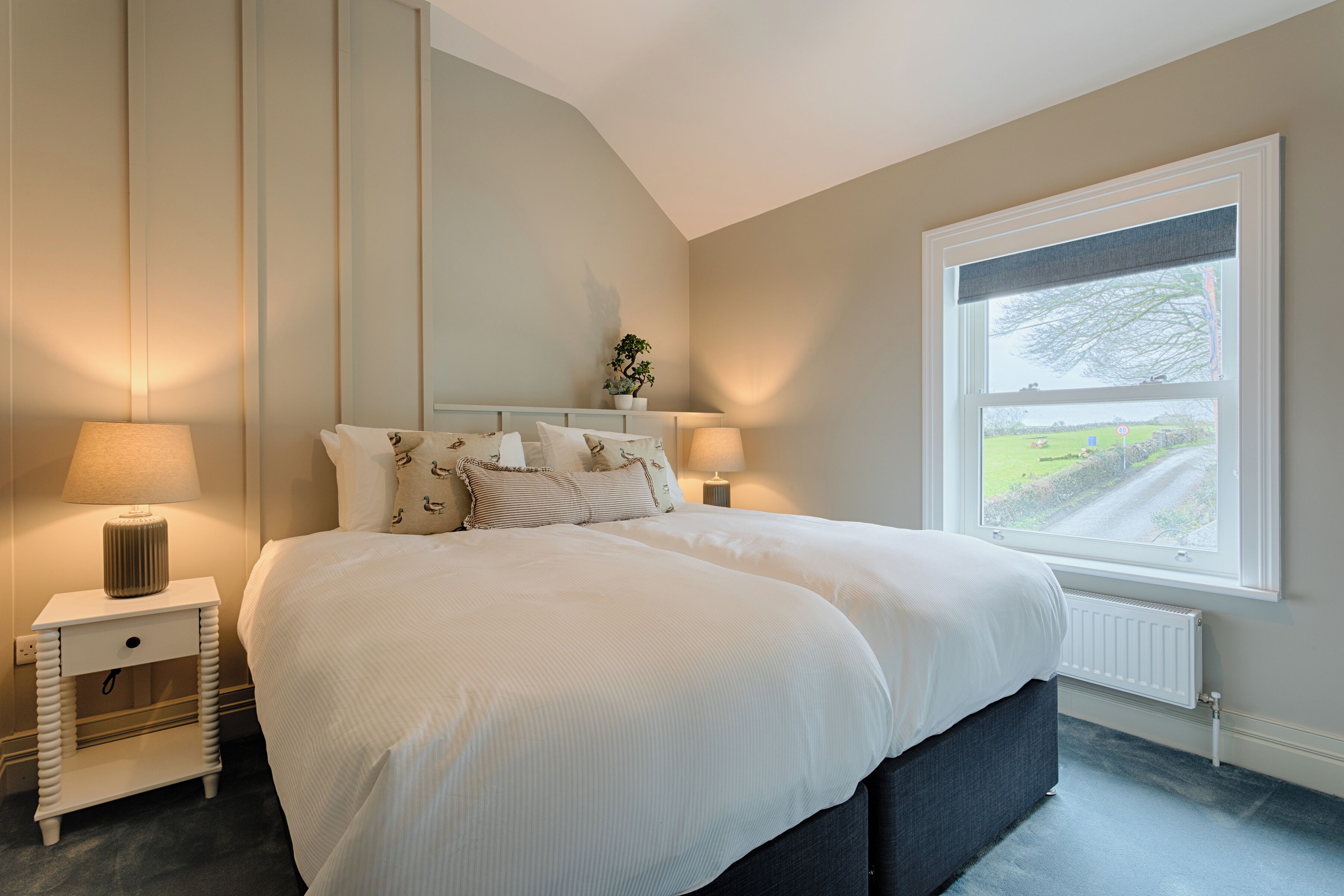 4 多间卧室、熨斗/熨衣板、免费 WiFi、床单