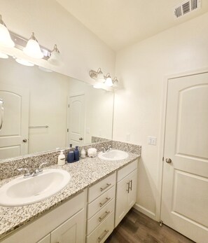 Towels, soap, shampoo, toilet paper