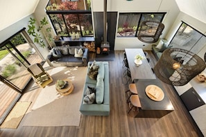 Smart TV, fireplace, books