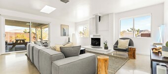 Sawtooth House - Hot tub - Views - Yoga Space