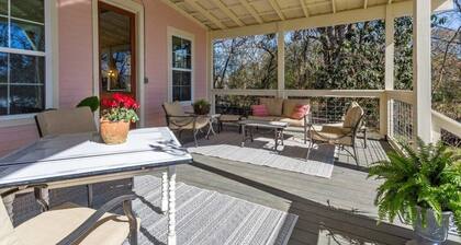 Jasperilla Pink house by Louisiana Hospitality Group