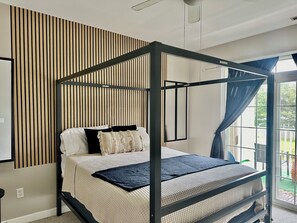 3 bedrooms, iron/ironing board, WiFi, bed sheets - Prime Location In Lewes- 3bed/2bath Great space and game room. (Lewes)