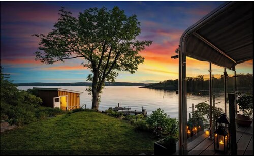 Waterfront Cabin - 15 Minutes from Downtown Oslo