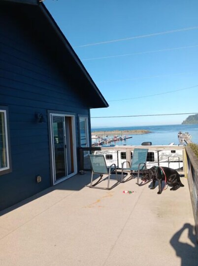 Tides Inn suite