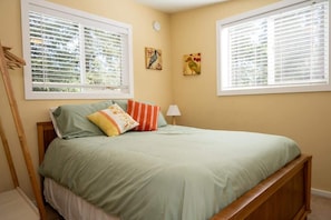 2 bedrooms, iron/ironing board, travel crib, free WiFi