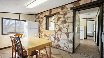 Deluxe House, 3 Bedrooms | Living area