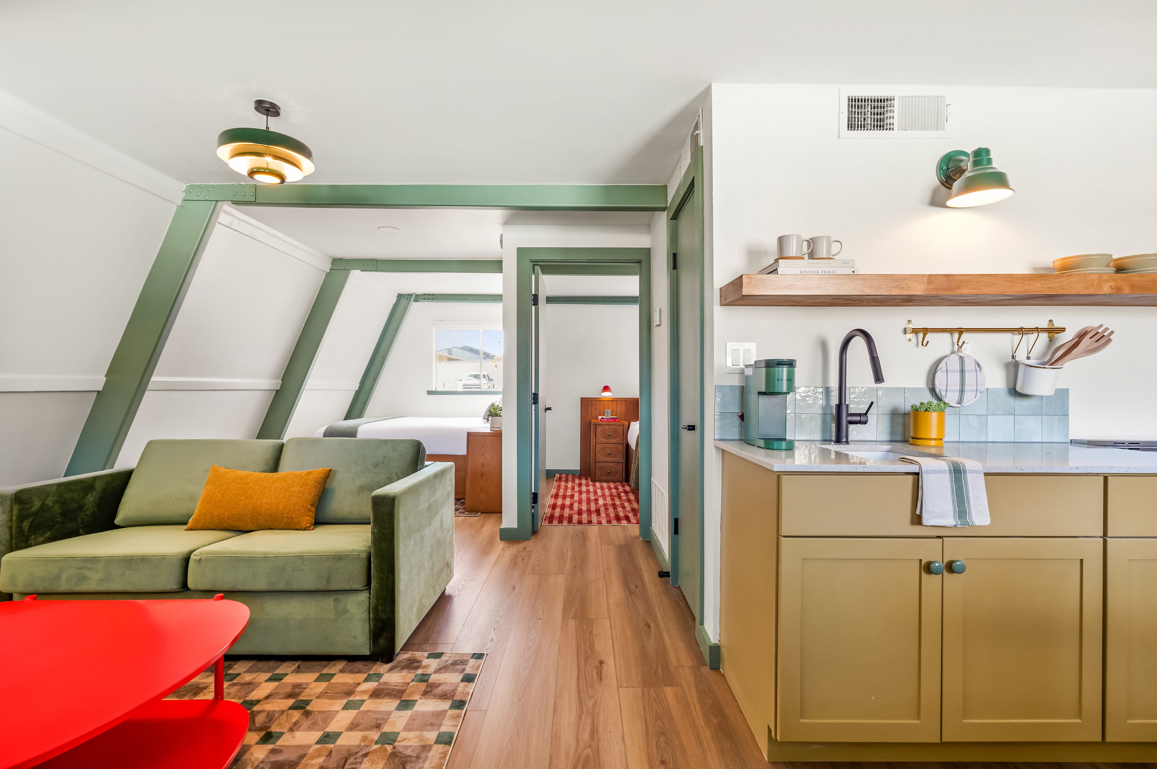 Standard Suite | Private kitchen | Coffee/tea maker