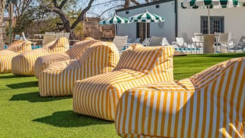 Perincian bahagian luar