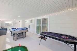 Spielezimmer