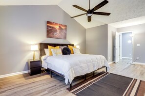 4 habitaciones, tabla de planchar con plancha, cuna de viaje y internet 