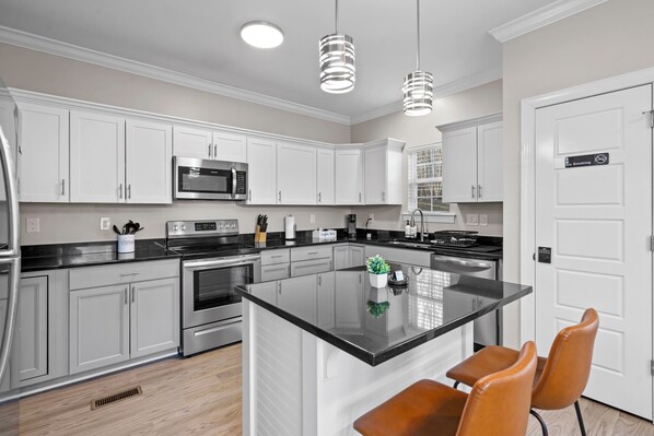 Microwave, oven, stovetop, dishwasher