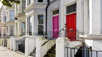 Apartment (1 Bedroom) | Interior