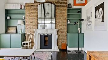 Apartment (1 Bedroom) | Interior